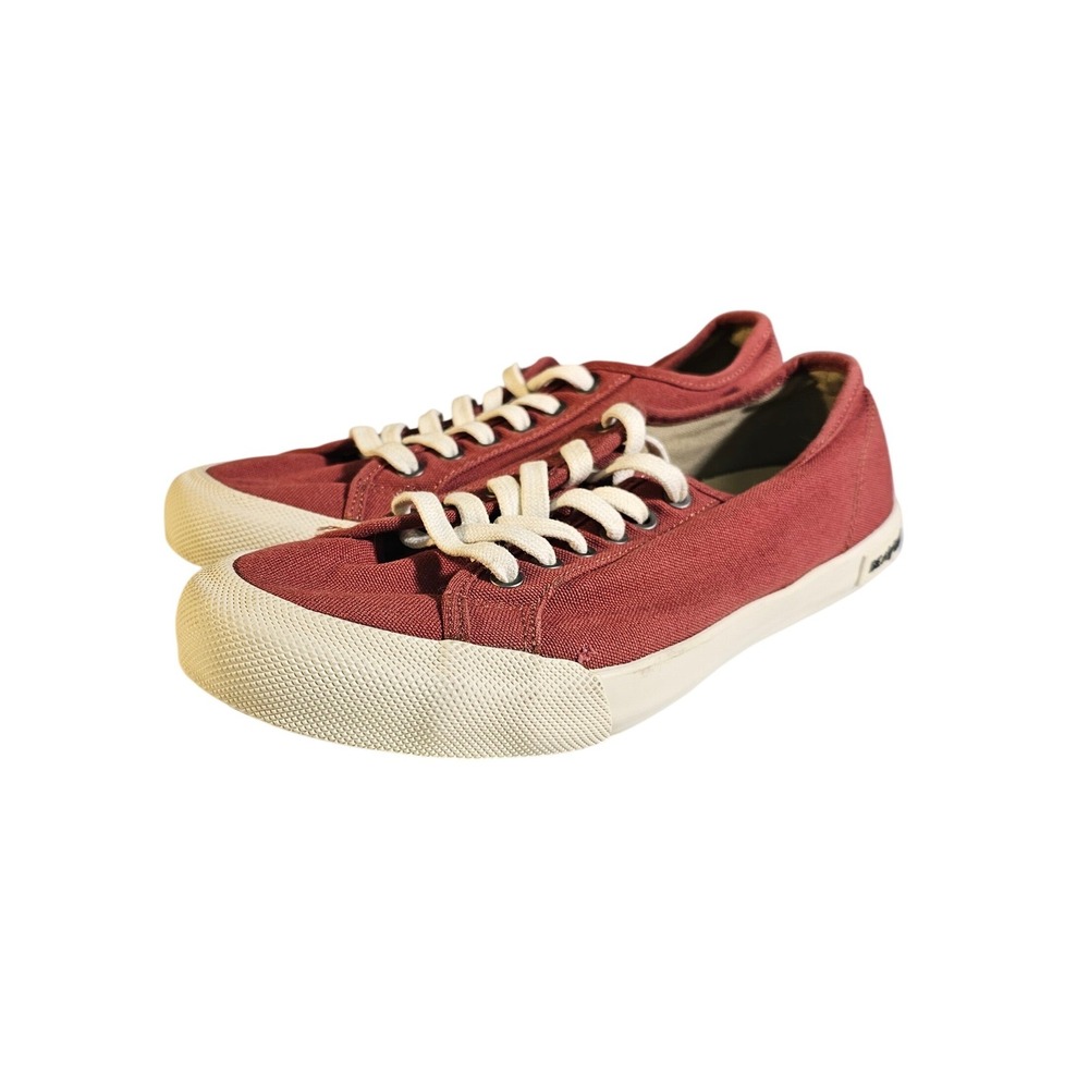 SeaVees Women's Monterey Sneaker‎ Standard - Canvas Lace-Up - Red - Size 7.5